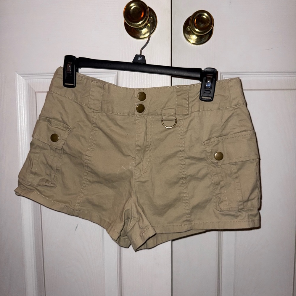 Women's Tan Cargo Shorts